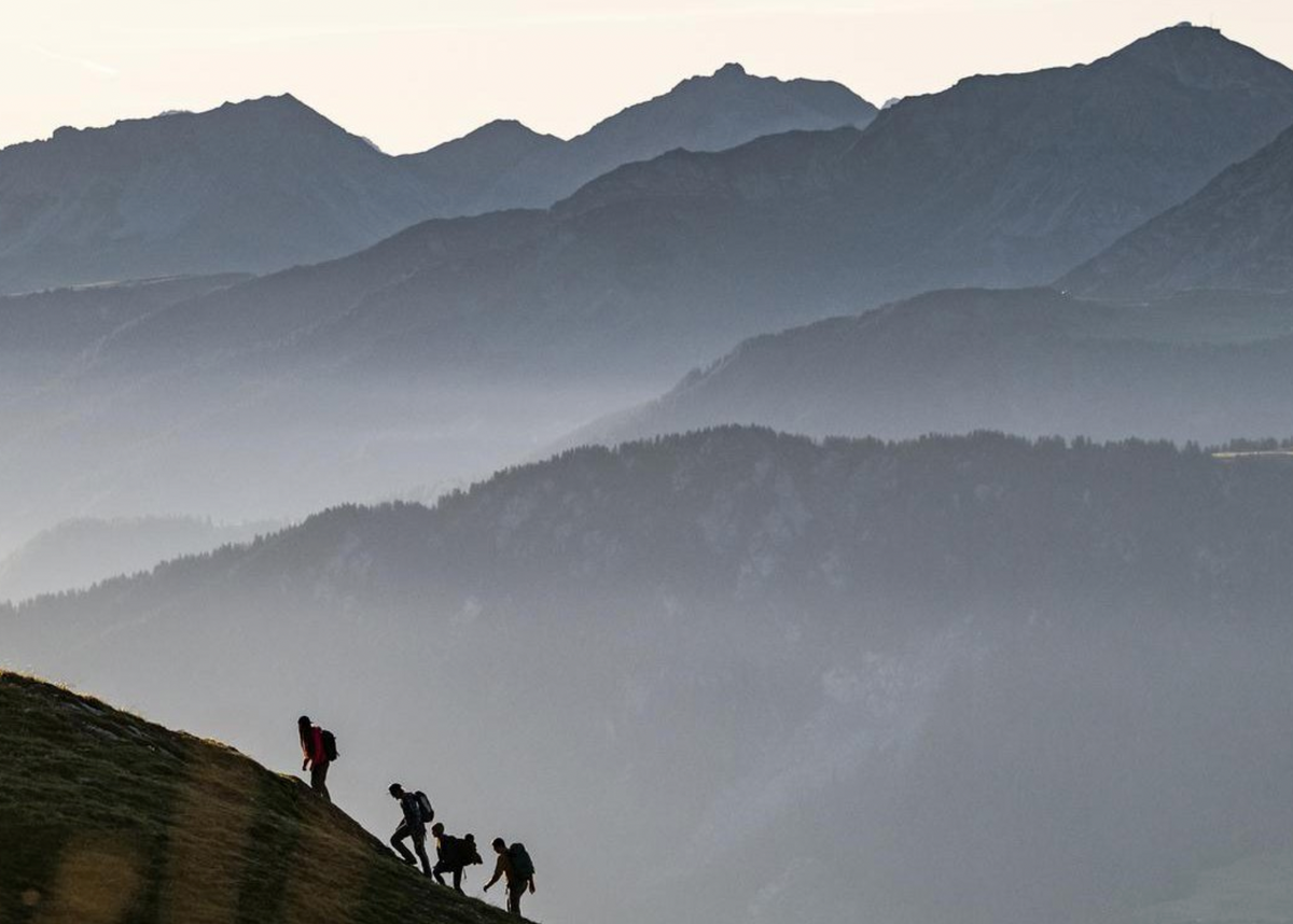 AUTUMN HIKES IN THE MOUNTAINS